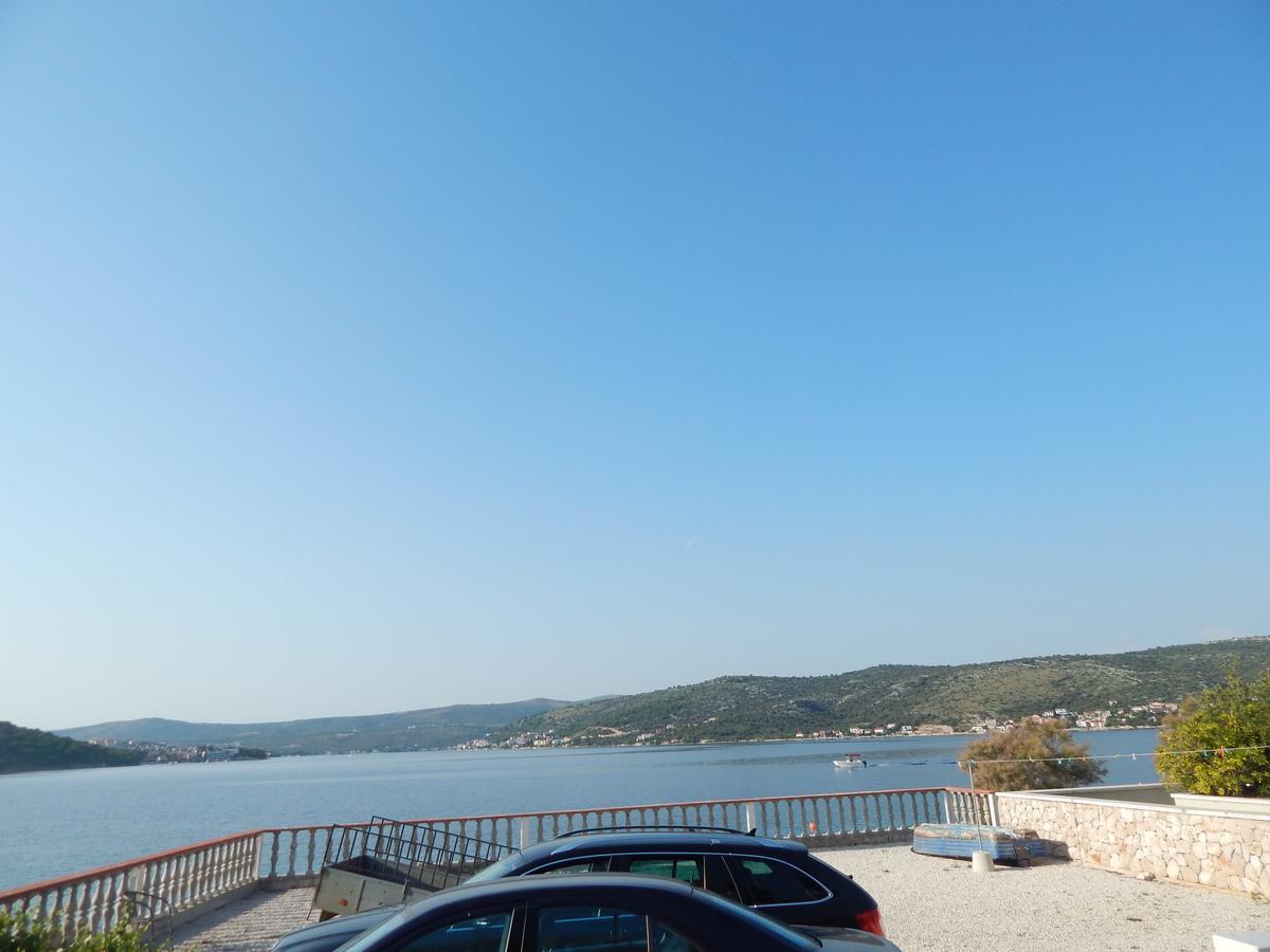 Vila Matej Ražanj エクステリア 写真